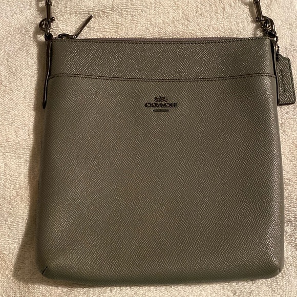 Coach Handbags - Coach Messenger Crossbody